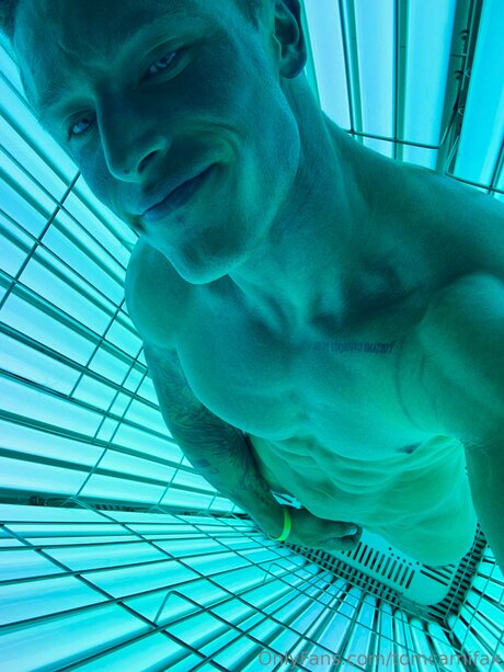 Tomtheb0mb star du porno chaud photos