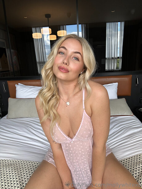 chatte nue onlyfans jolie adulte images