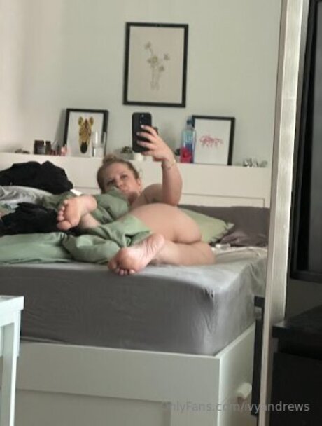 Ivyandrews actrice artistique img