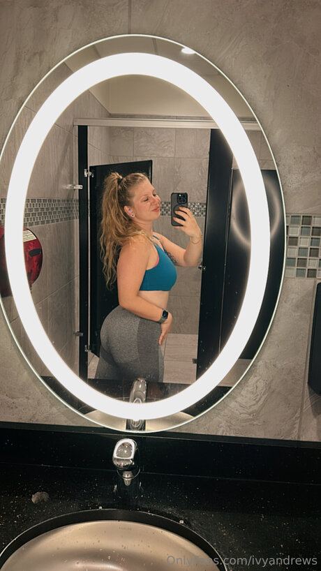 Ivyandrews actrice érotique images