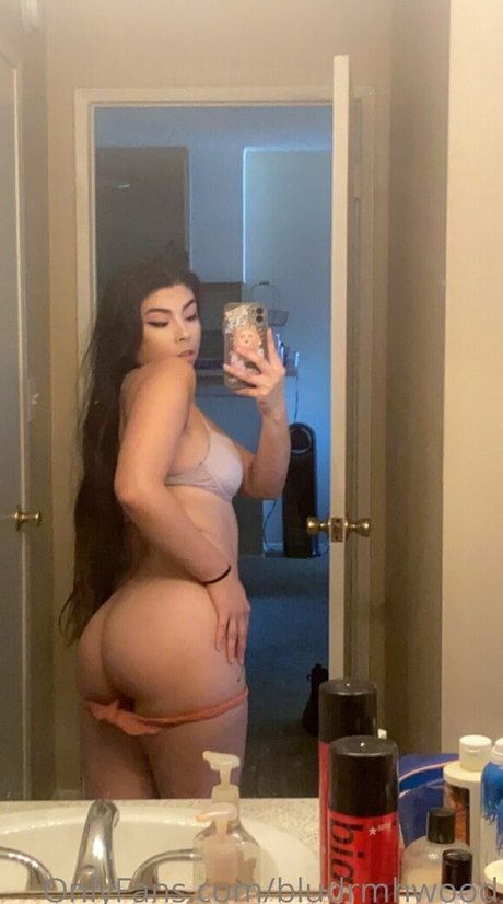 Blue Dream Hollywood étoile adulte des photos