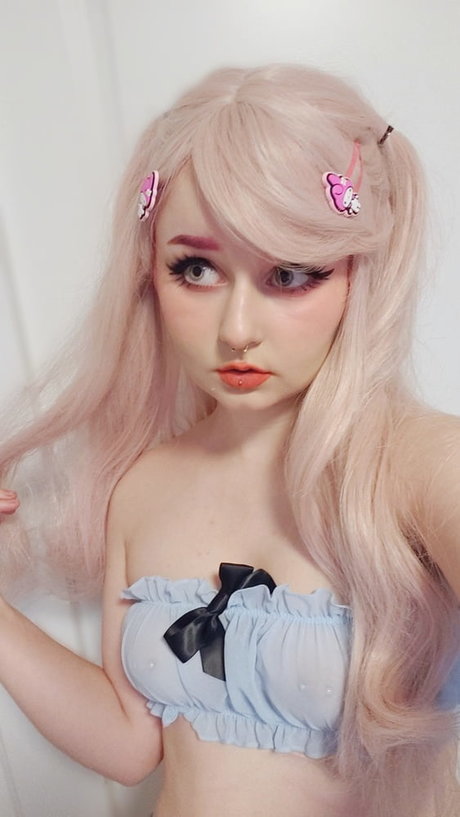 Peachie Sweetie actrice chaude photo