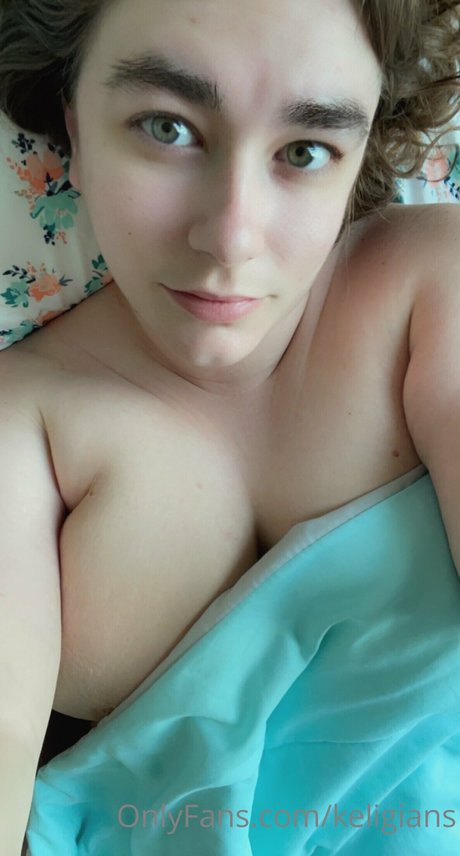 Keligian star du porno chaud galeries