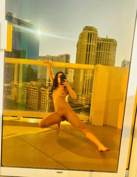 Mollyxmayhem art de star du porno archive