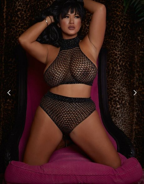 Michelle Yee modèle de sexe galerie