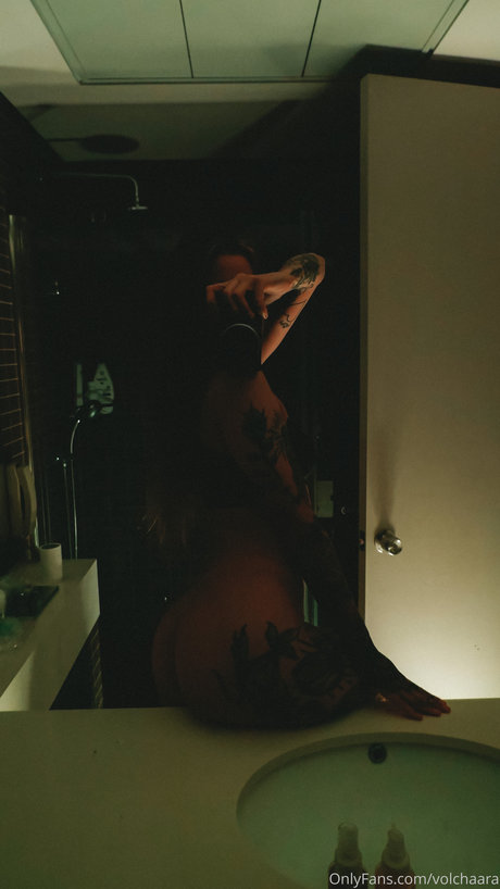 _volchara nus star du porno galeries