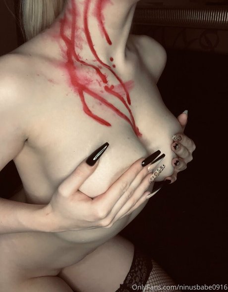 Ninus babe belle star du porno photos