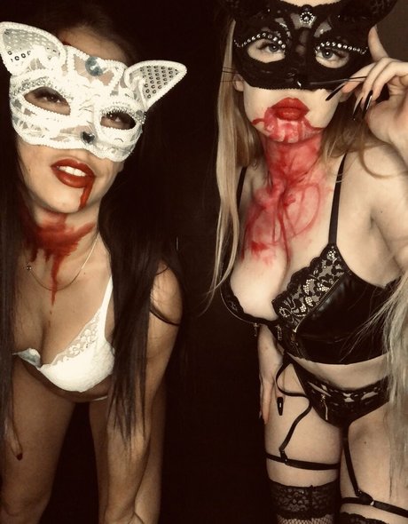 Ninus babe art star du porno galerie