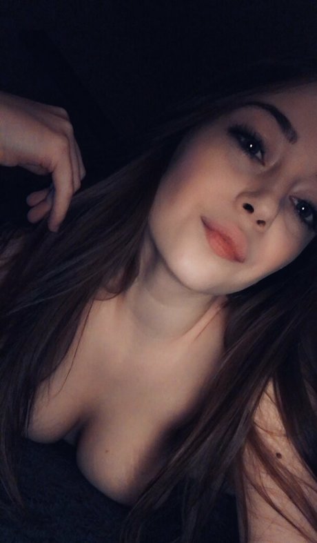 Ninus babe actrice xxx des photos