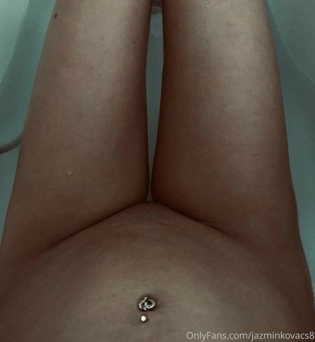 Kovacs Jazmin modèle gratuit archive