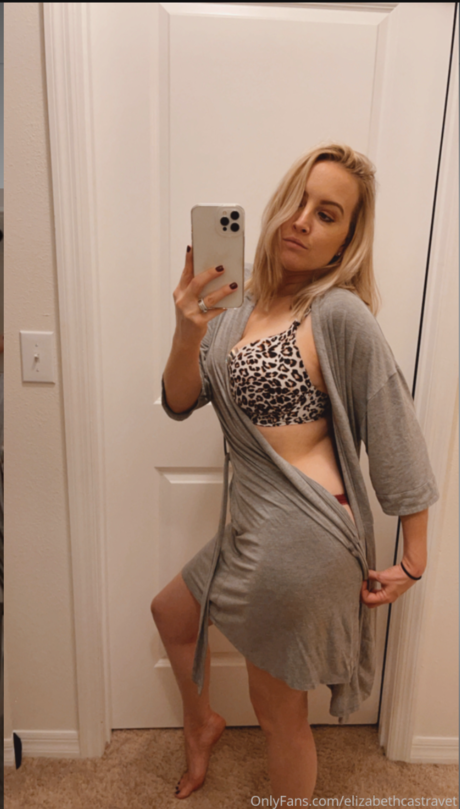 Elizabeth Castravet actrice sexy archive