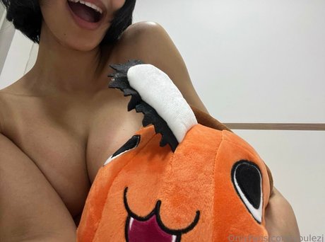 Juju Voulezj star du porno image