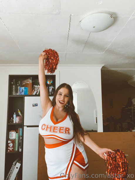 célèbres nains onlyfans meilleur art img