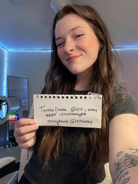 Elfbxby_ modèle sexy archive