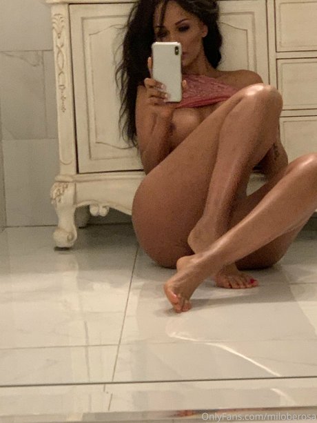 Milo Berosa_ star du porno parfaite photos