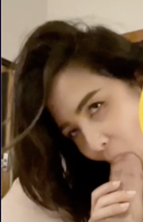 Rebz actrice libre des photos