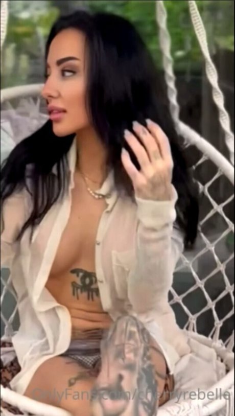 Cherry Rebelle belle étoile img