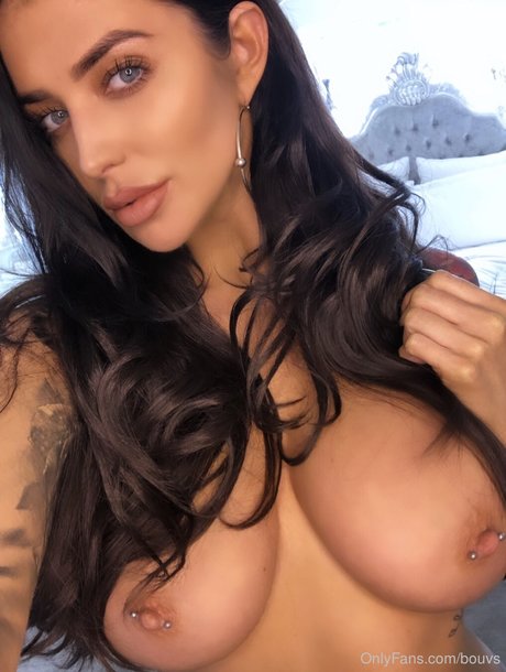 _Bouvs actrice de grande qualité collection