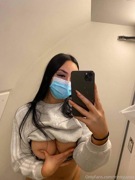 Trinity Jane étoile xxx images