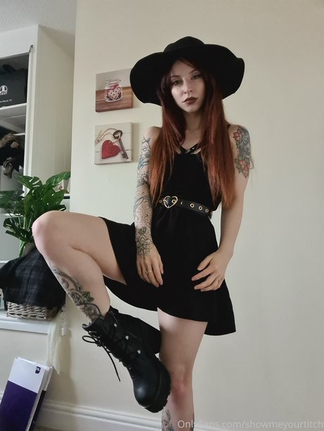 _Pun Queen actrice artistique image