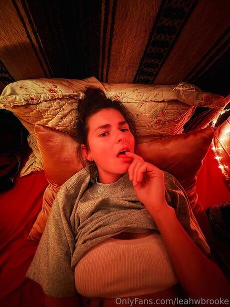 Leahwbrooke star du porno chaude img