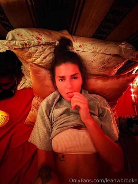 Leahwbrooke actrice porno archive