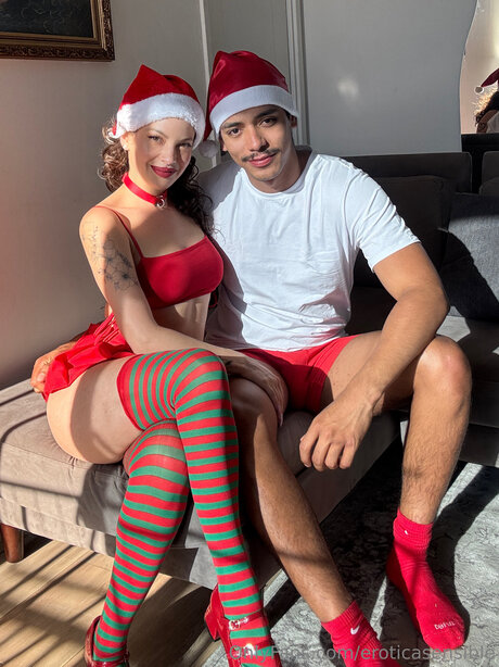 Eroticasensible star du porno nue img