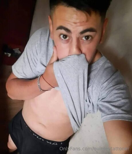 Quimeytattooer étoile nue img