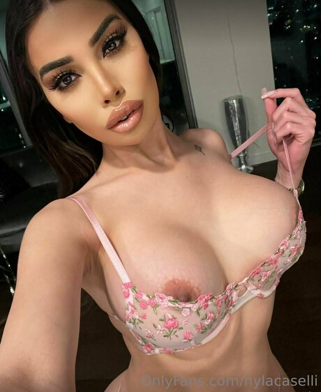 Nylajade modèle de sexe archive