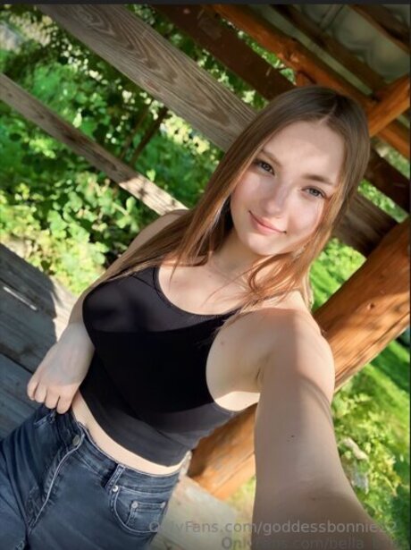 Goddessbonnie22 star du porno chaude des photos