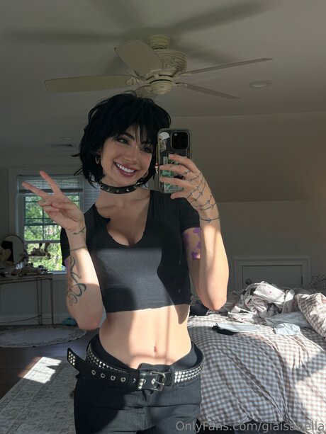 Giaisabella joli modèle image