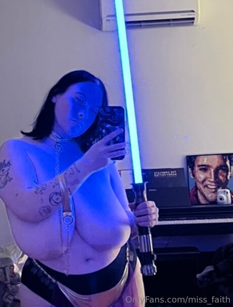 Miss Faith étoile images