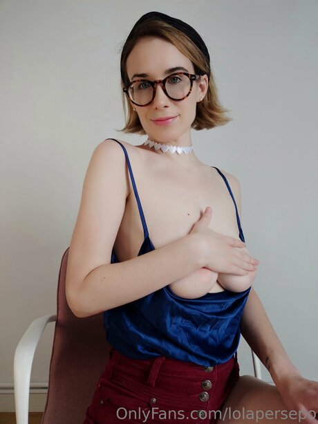 Lolaforfree star du porno hd photos