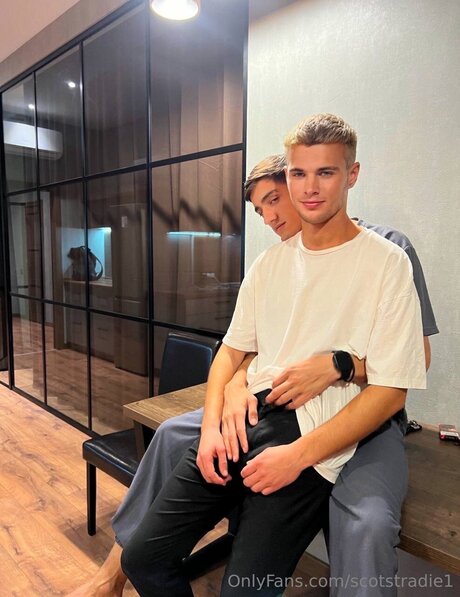 Scotstradie1 star du porno galerie