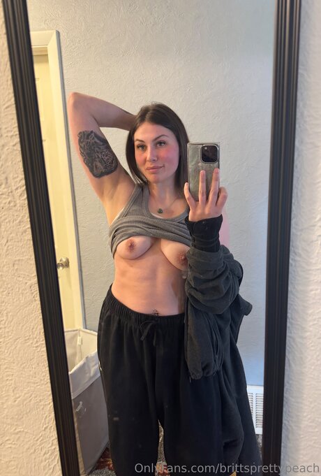 Brittsprettypeach star du porno parfaite galeries