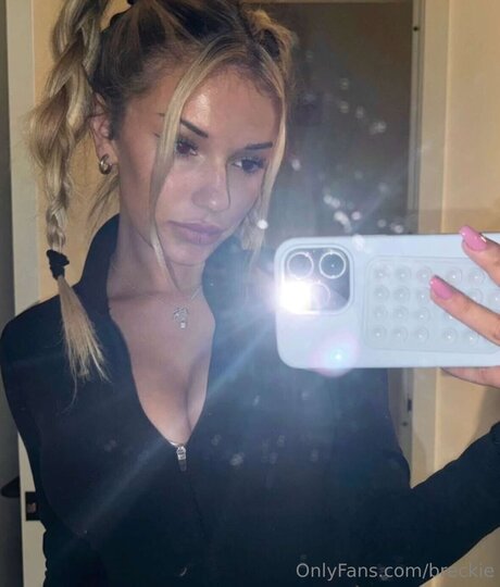 Breckie star du porno gratuit des photos