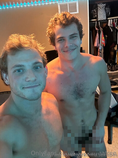 Kodykarma Sextapes joli modèle des photos