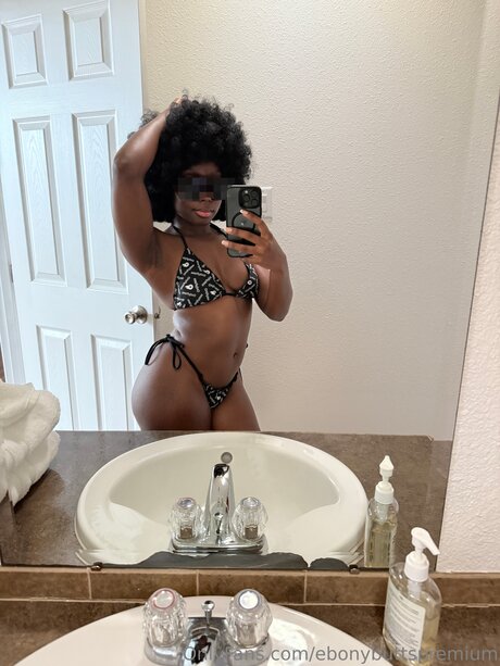 Ebonybuttspremium modèle pornographique img