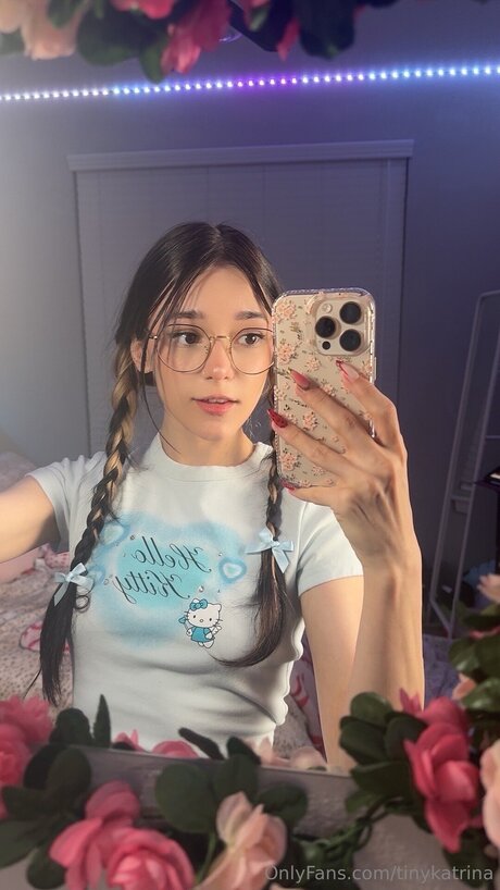 Tinykatrina star du porno sexy galeries