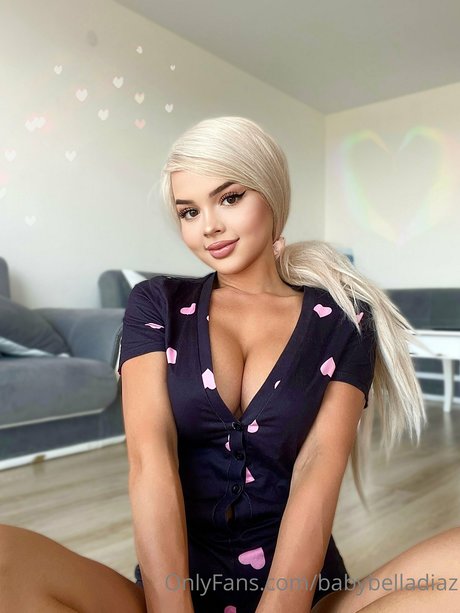 _Isabella Diaz_ actrice libre image