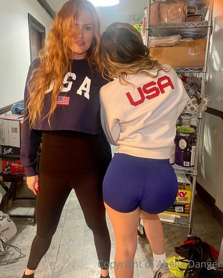 Abella Danger modèle xxx galerie