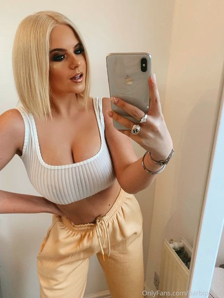 _Barbi actrice exclusive photo