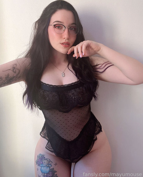 Mayu Mouse_ star du porno nue photo