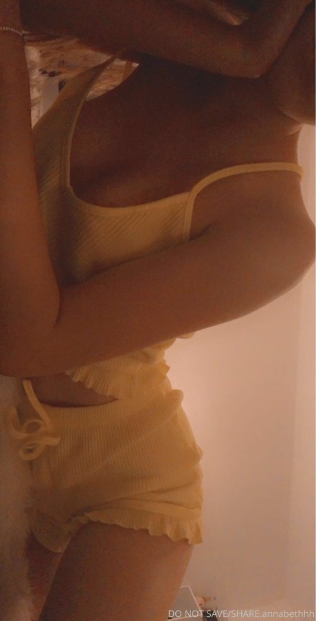 Annabeth Davies_ étoile sexy image