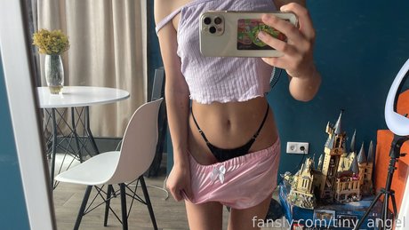 Tinyangelx_ modèle gratuit photos