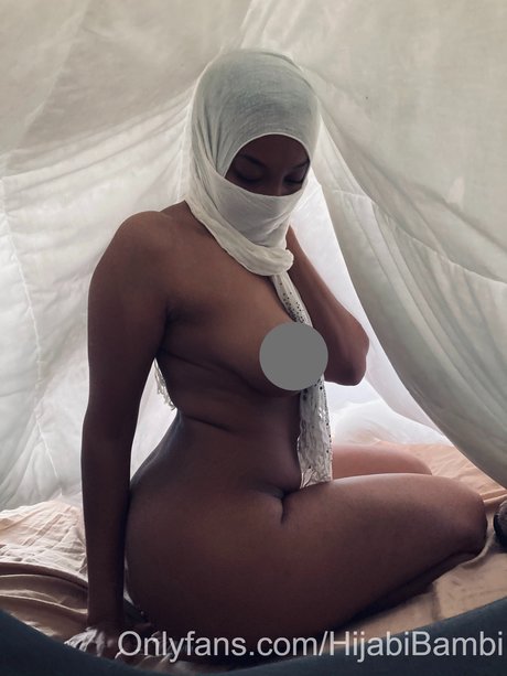 Hijabi Bambi joli modèle images