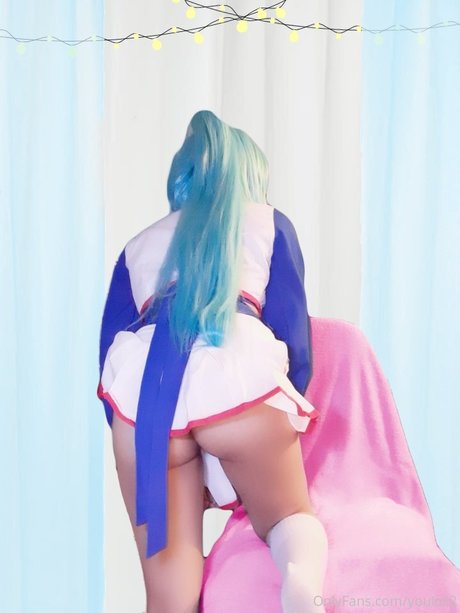 The Waifu Mask modèle pornographique galerie