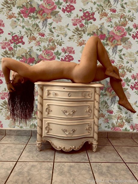 Ariel Dreams actrice de nus photos