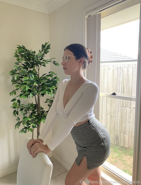 lunettes milf onlyfans xxx sympa photo