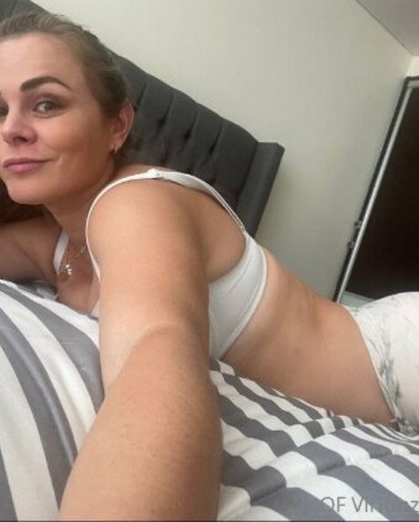 Virginia Ramirez modèle magnifique des photos